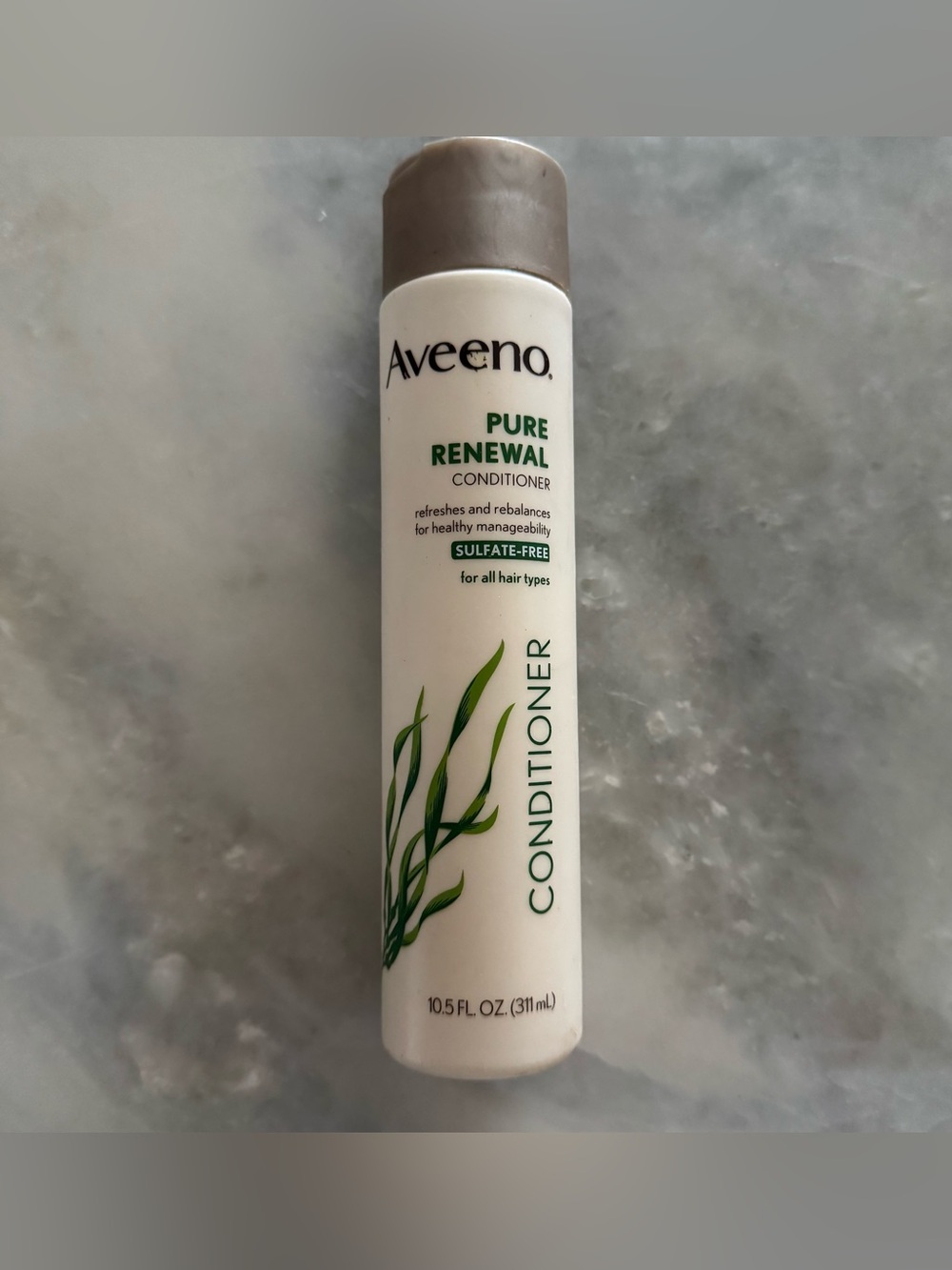 Aveeno Active Naturals Pure Renewal Conditioner New